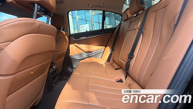 BMW 5 Series (G30) 520i Luxury 2023 — фото 20