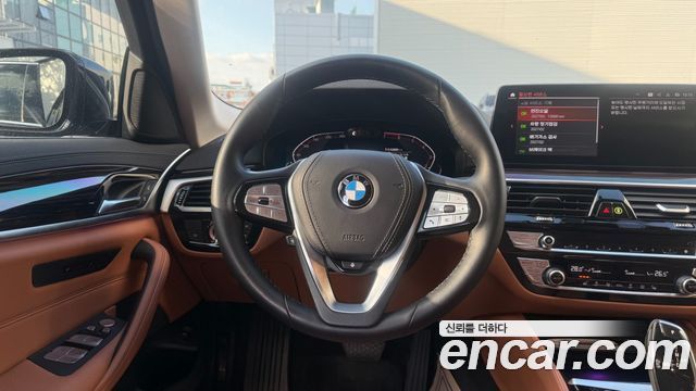 BMW 5 Series (G30) 520i Luxury 2023 — фото 23