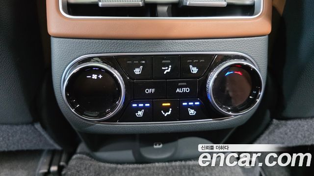 Genesis GV70 2.5T Gasoline AWD 2022 — фото 19