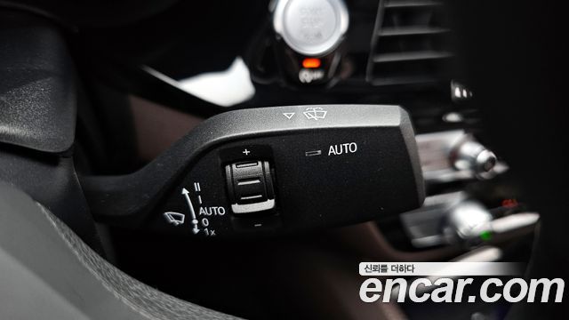 BMW 5 Series (G30) 520i M Sport 2020 — фото 16