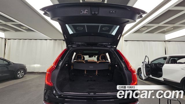 Volvo XC90 (II) B6 Inscription 2022 — фото 20