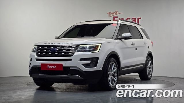 Ford Explorer 2.3 Limited 4WD 5th