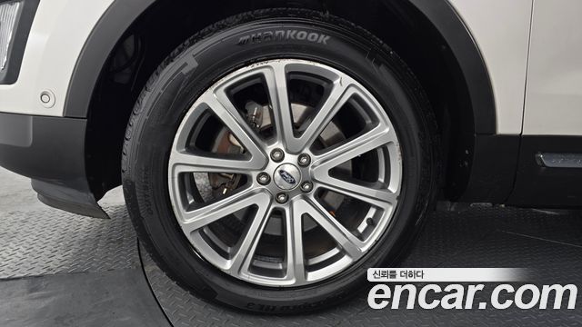 Ford Explorer 2.3 Limited 4WD 5th 2016 — фото 5