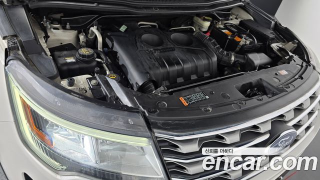 Ford Explorer 2.3 Limited 4WD 5th 2016 — фото 6