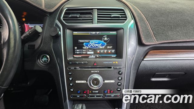 Ford Explorer 2.3 Limited 4WD 5th 2016 — фото 14
