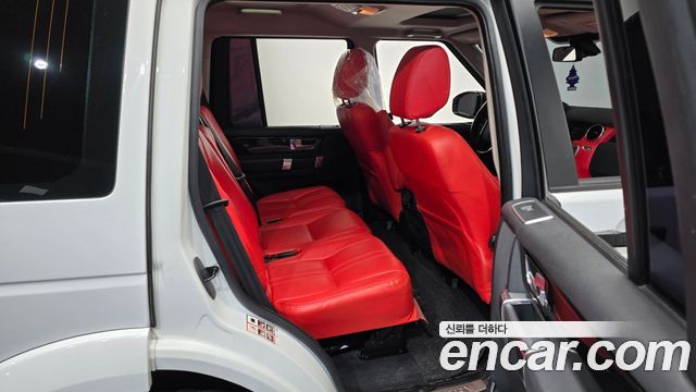 Land Rover Discovery 4 3.0 SDV6 SE 2015 — фото 16