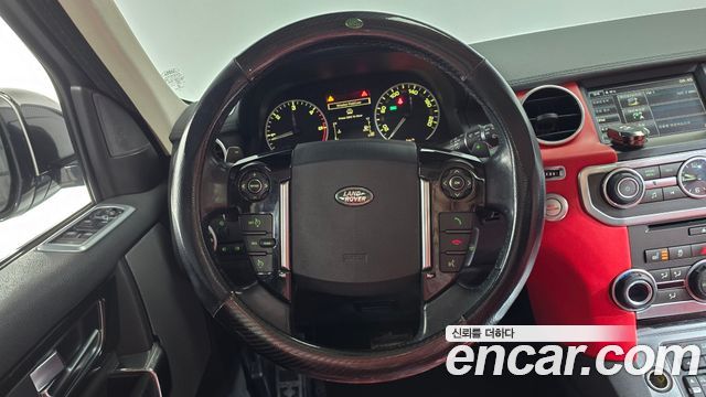 Land Rover Discovery 4 3.0 SDV6 SE 2015 — фото 17