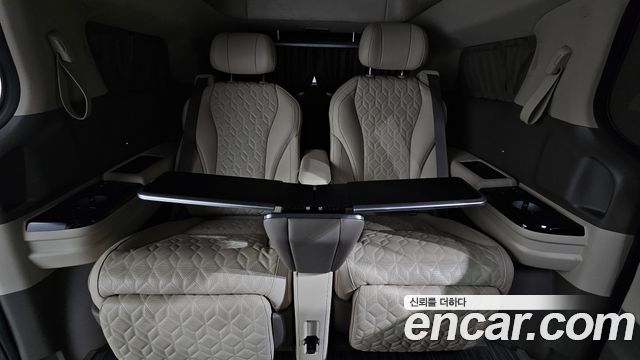 Kia Carnival (IV) HEV 4-Seater Hi Limousine Signature 2025 — фото 12
