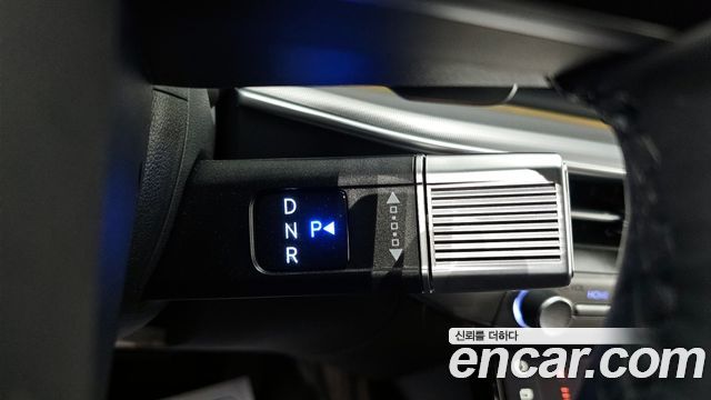 Hyundai Grandeur (GN7) 3.5 Gasoline 2WD Exclusive 2024 — фото 9