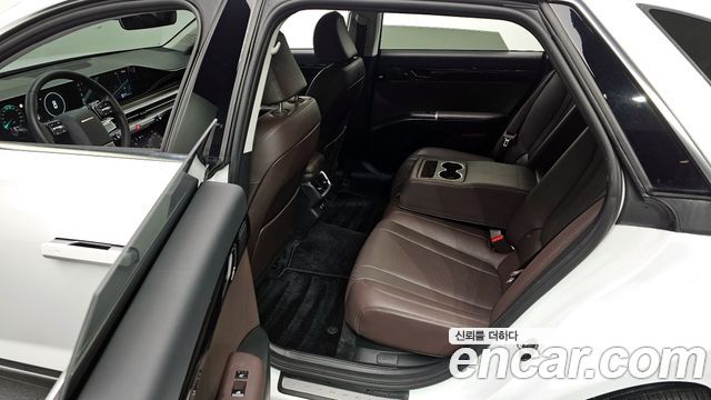Hyundai Grandeur (GN7) 3.5 Gasoline 2WD Exclusive 2024 — фото 11