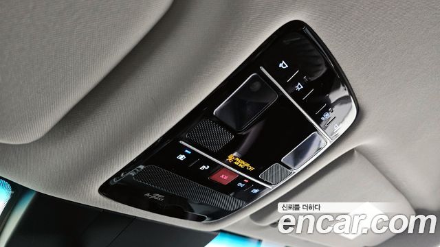 Hyundai Grandeur (GN7) 3.5 Gasoline 2WD Exclusive 2024 — фото 18