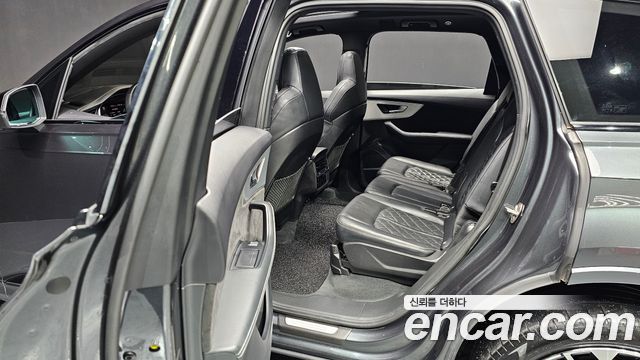 Audi Q7 (4M) 55 TFSI Quattro Premium 2022 — фото 16