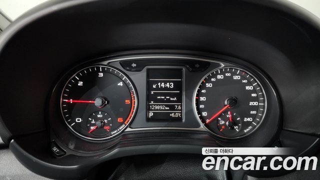 Audi A1 30 TDI Sport 2015 — фото 8