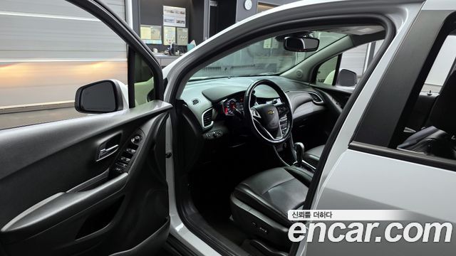 Chevrolet Trax 1.4 Premier 2021 — фото 10