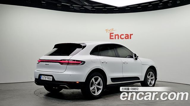 Porsche Macan 2.0 95B 2020 — фото 2