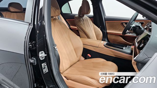 Mercedes-Benz E-Class (W214) E450 4MATIC AMG Line 2026 — фото 10