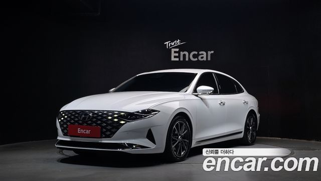 Hyundai Grandeur (IG) 2.5 Le Blanc 2023 — фото 1