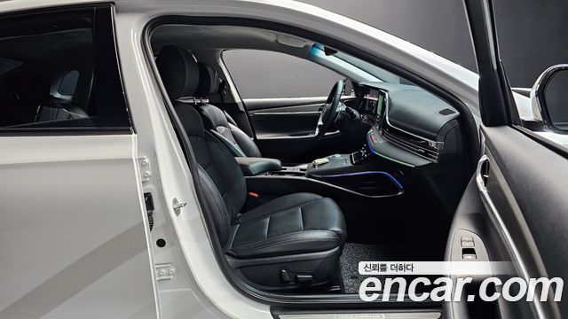 Hyundai Grandeur (IG) 2.5 Le Blanc 2023 — фото 10