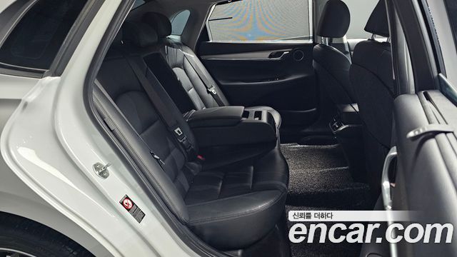 Hyundai Grandeur (IG) 2.5 Le Blanc 2023 — фото 12