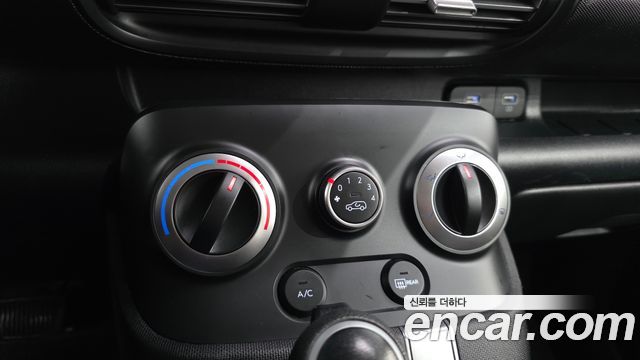 Hyundai Casper Smart 2023 — фото 16