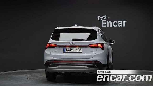 Hyundai Santa Fe Gasoline 2.5T 4WD Exclusive 2022 — фото 4