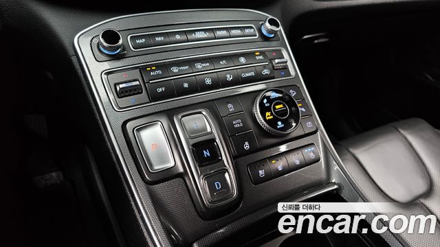 Hyundai Santa Fe Gasoline 2.5T 4WD Exclusive 2022 — фото 9