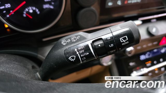 Kia Carnival (IV) Diesel 9-Seater Prestige 2022 — фото 18