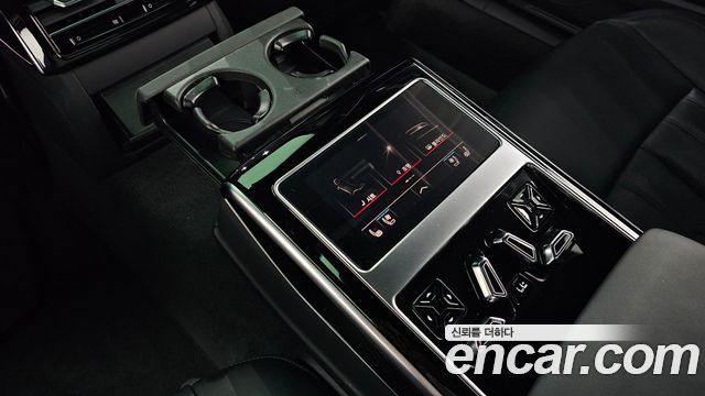 Audi A8 (D5) 55 TFSI Quattro LWB 2021 — фото 17