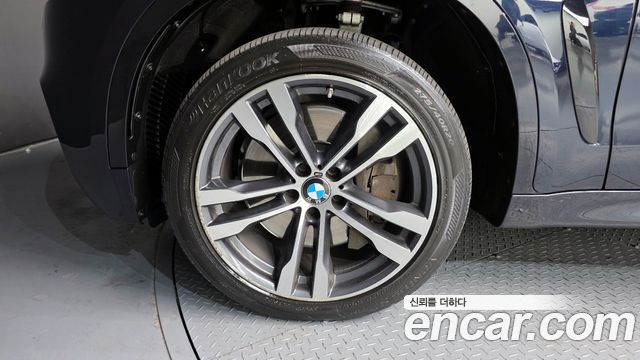 BMW X6 (F16) M50d 2015 — фото 5