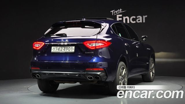 Maserati Levante 3.0 AWD GranSport 2019 — фото 2
