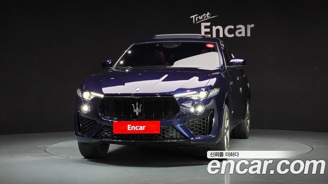 Maserati Levante 3.0 AWD GranSport 2019 — фото 3