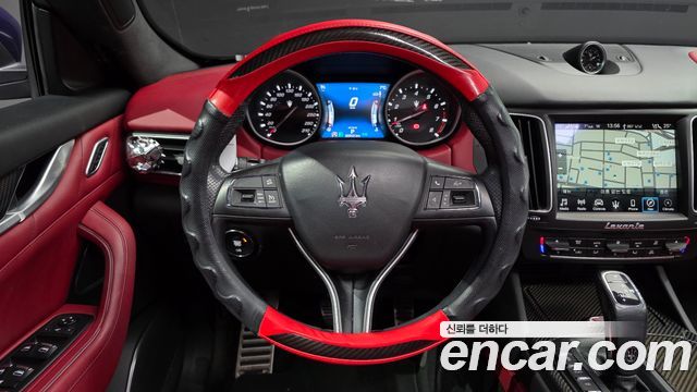 Maserati Levante 3.0 AWD GranSport 2019 — фото 13