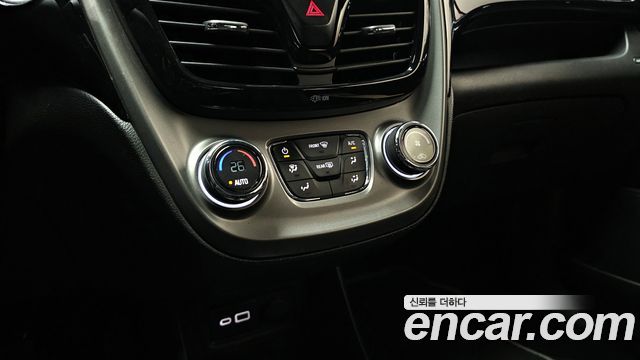 Chevrolet Spark Red Pick Edition 2021 — фото 15