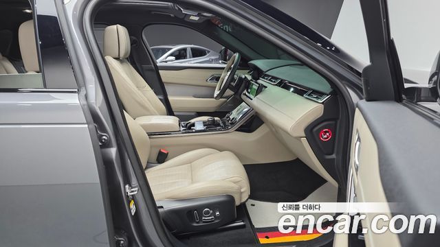 Land Rover Range Rover Velar 3.0 D300 R-Dynamic HSE 2018 — фото 10