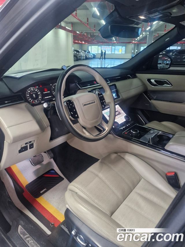 Land Rover Range Rover Velar 3.0 D300 R-Dynamic HSE 2018 — фото 15