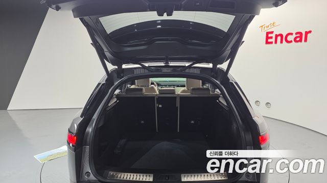 Land Rover Range Rover Velar 3.0 D300 R-Dynamic HSE 2018 — фото 23