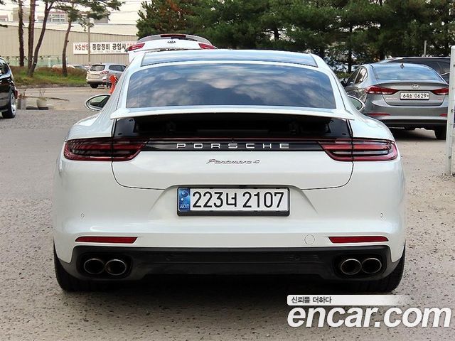Porsche Panamera (971) 3.0 AWD 2018 — фото 4