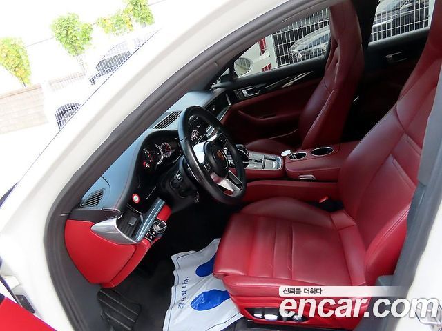 Porsche Panamera (971) 3.0 AWD 2018 — фото 5