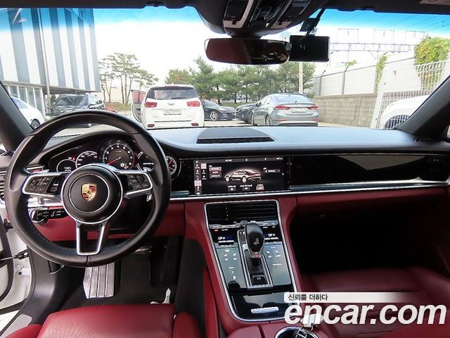 Porsche Panamera (971) 3.0 AWD 2018 — фото 7
