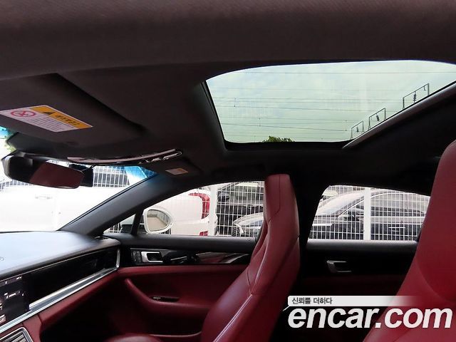 Porsche Panamera (971) 3.0 AWD 2018 — фото 20