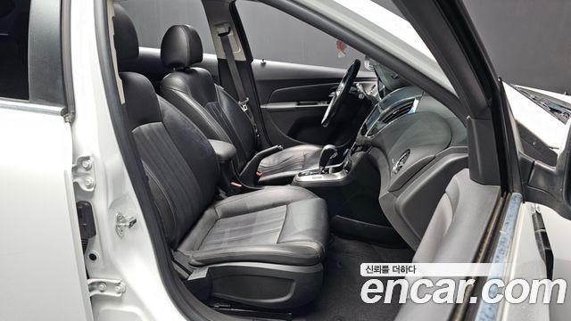 Chevrolet Cruze5 2.0 LTZ+ 2014 — фото 11