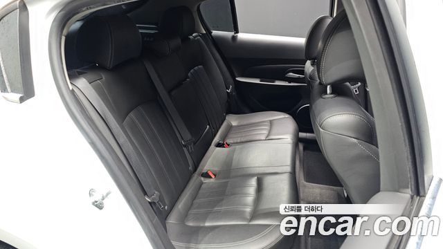 Chevrolet Cruze5 2.0 LTZ+ 2014 — фото 12