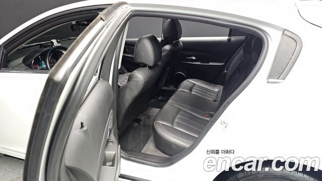 Chevrolet Cruze5 2.0 LTZ+ 2014 — фото 13