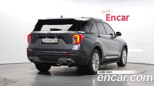 Ford Explorer (VI) 2.3 LimIted 4WD 2021 — фото 2
