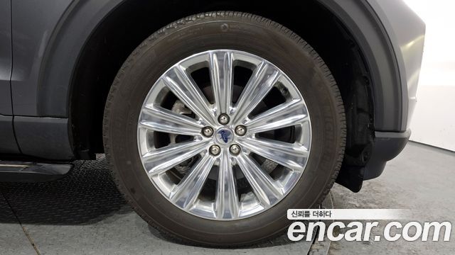 Ford Explorer (VI) 2.3 LimIted 4WD 2021 — фото 5