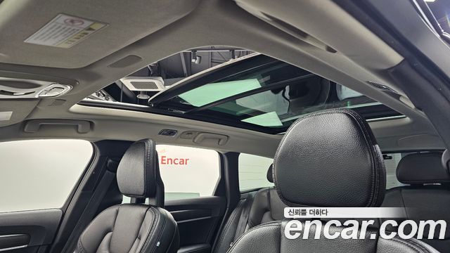Volvo V90 Cross Country D5 AWD 2017 — фото 19