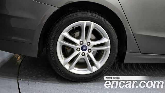 Ford Mondeo (IV) 2.0 Trend 2015 — фото 5
