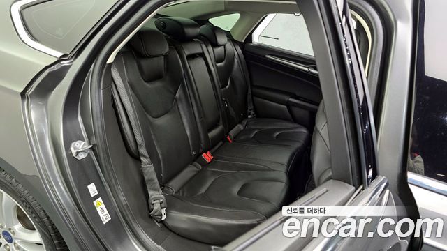 Ford Mondeo (IV) 2.0 Trend 2015 — фото 12