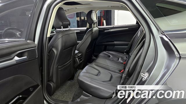 Ford Mondeo (IV) 2.0 Trend 2015 — фото 13
