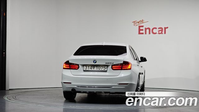 BMW 3 Series (F30) 320d Sport 2015 — фото 3